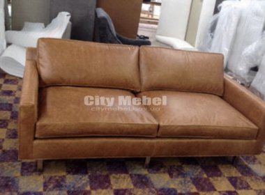 коричневый прямой диван