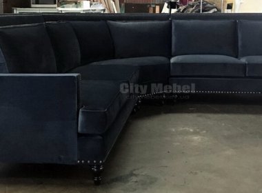 стильный угловой диван синего цвета